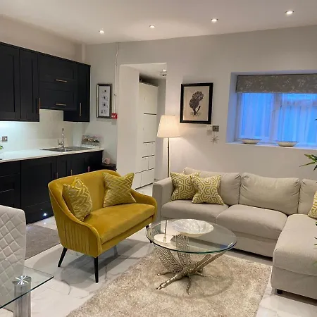 Apartamento Elegant 2 Bed Flat In Chiswick Londres Exterior foto
